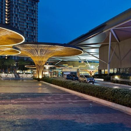 Iskandar Residences 3 Bedroom Нусаяя Екстер'єр фото