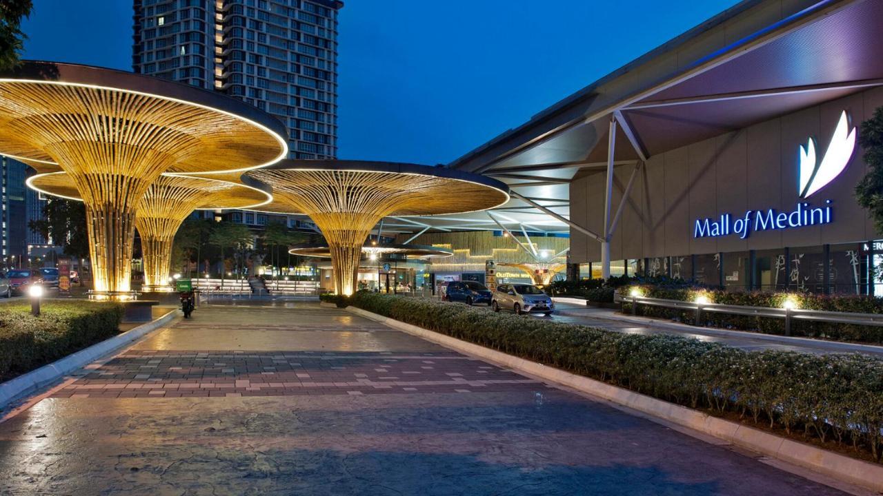 Iskandar Residences 3 Bedroom Нусаяя Екстер'єр фото